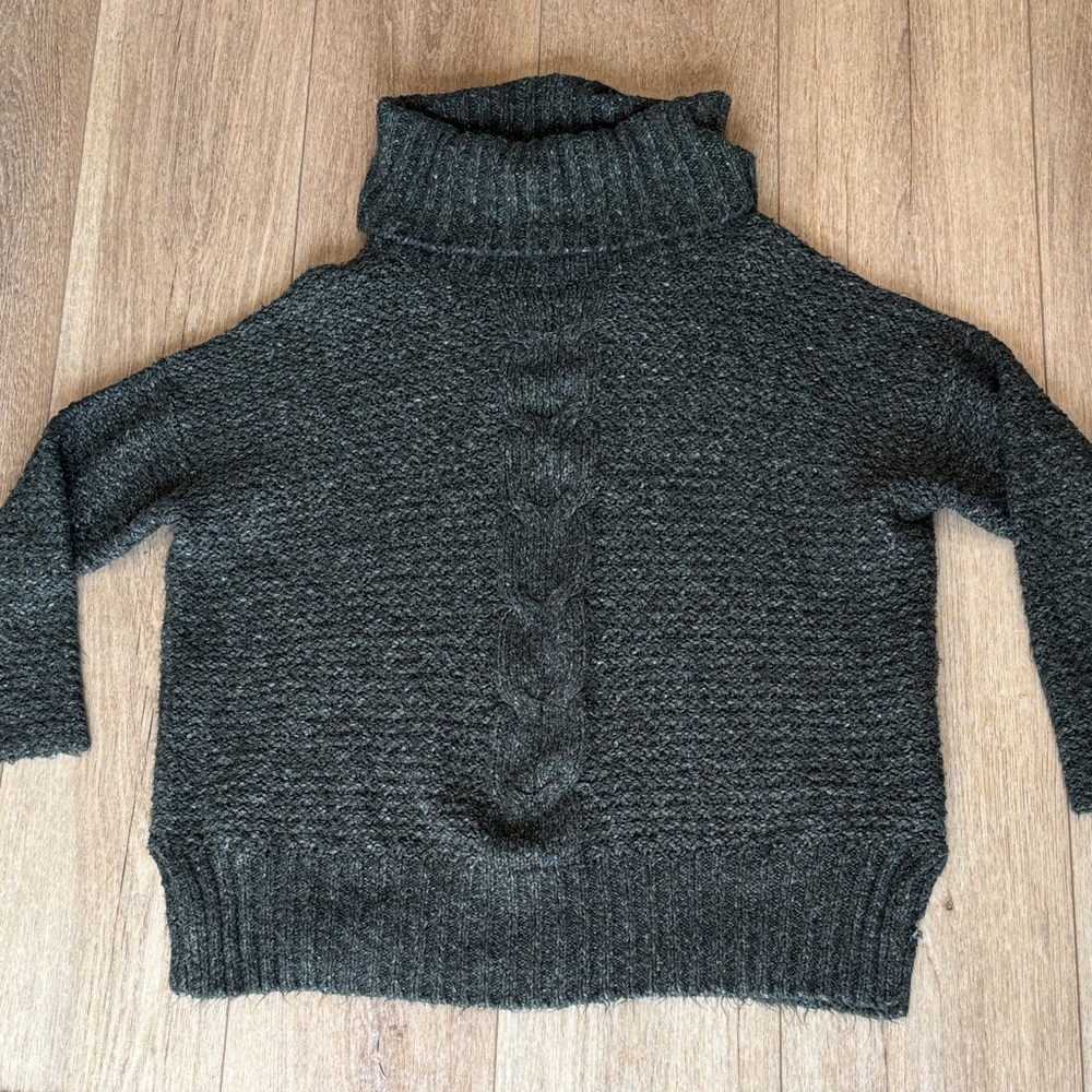 Elegant Joe Fresh XL Turtleneck Sweater